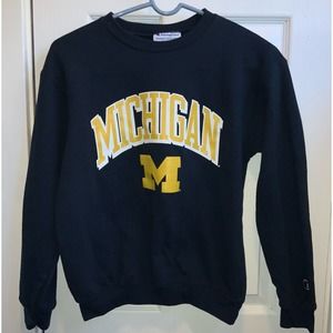 Vintage Michigan State Champion Crewneck. youth 10-12
